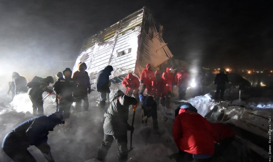 На горнолыжном комплексе под Норильском сошла лавина. Есть жертвы