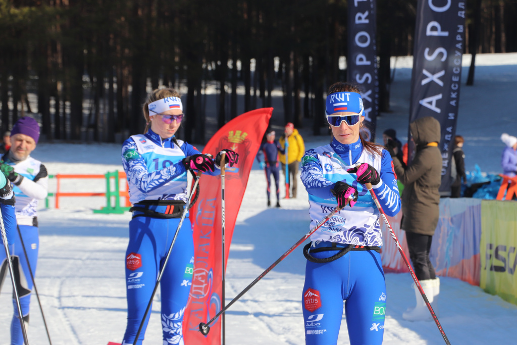 Ермил Вокуев и Ольга Царёва выиграли лыжный марафон Кандалакша - Полярные Зори