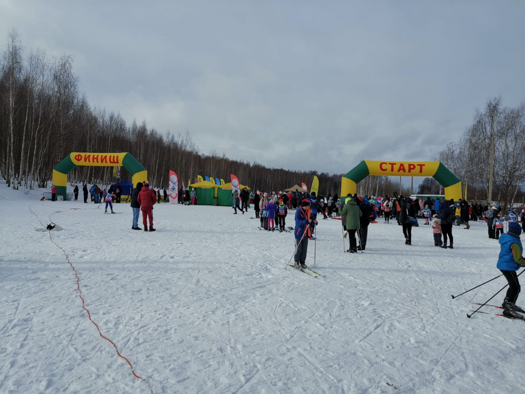 В стартовом городке. 