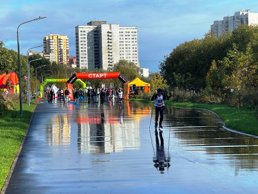 В Алёшкино открыли шестикилометровую лыжероллерную трассу