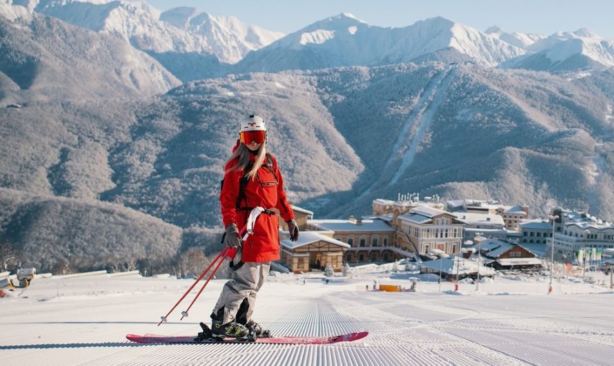 Открытие сезона: где в России уже можно кататься на горных лыжах?