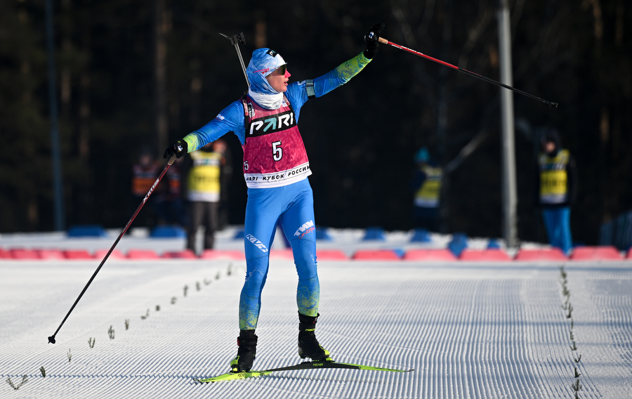 Тамара Дербушева и Александр Корнев выиграли большие масс-старты чемпионата России по биатлону