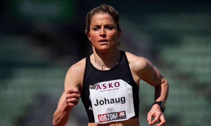 Терезе Йохауг выиграла полумарафон с результатом 1:11:25