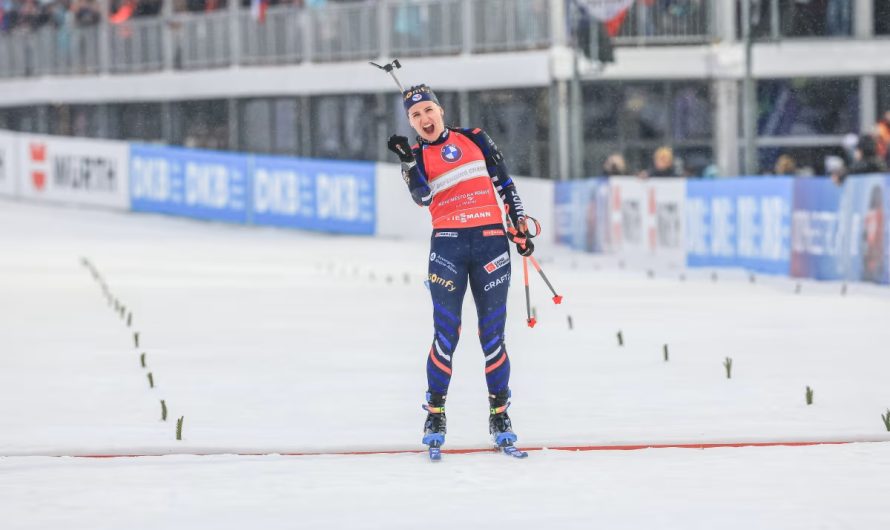 Жюлия Симон выиграла два золота на чемпионате мира по биатлону в Нове Место