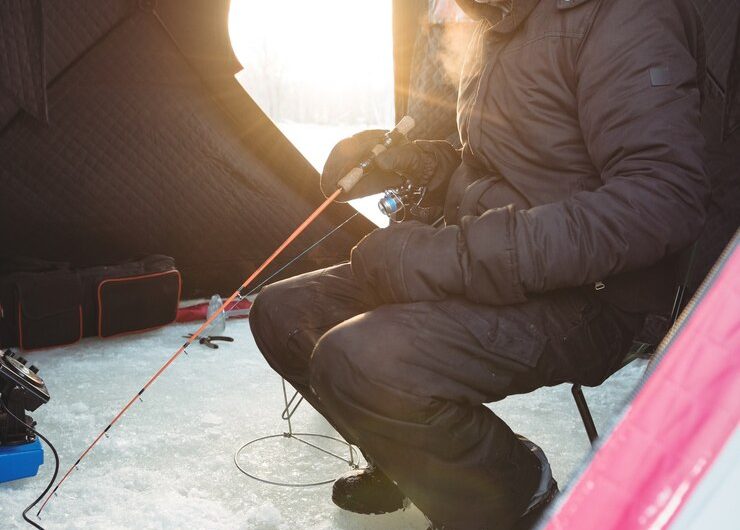 Для съёмок фильма о Елене Вяльбе ищут лыжи Fischer