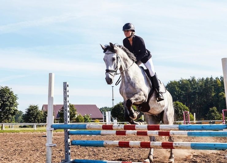Наталья Непряева и Артём Мальцев стали первыми в длинных гонках на Кубке России в Кирово-Чепецке.