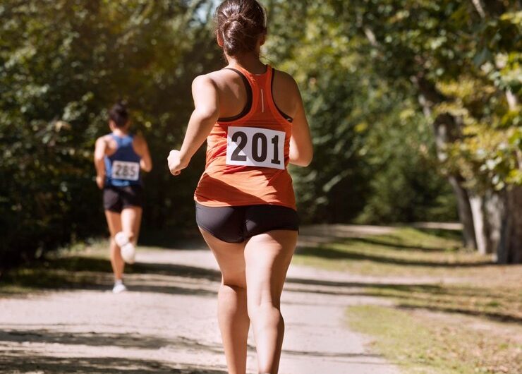 Эрик Валнес стал первым в классической гонке на 20 км, Йоханнес Хёсфлот Клэбо финишировал на 13-м месте.