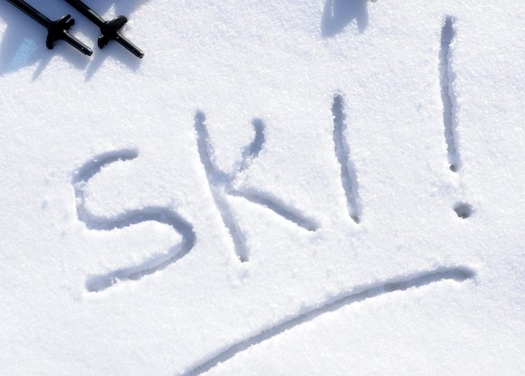 Александр Большунов стал победителем Ростех Дёминский лыжного марафона 2024 года.